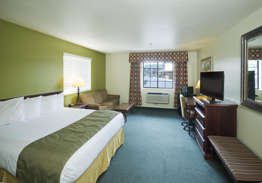 Super 8 By Wyndham Mccall Bagian luar foto